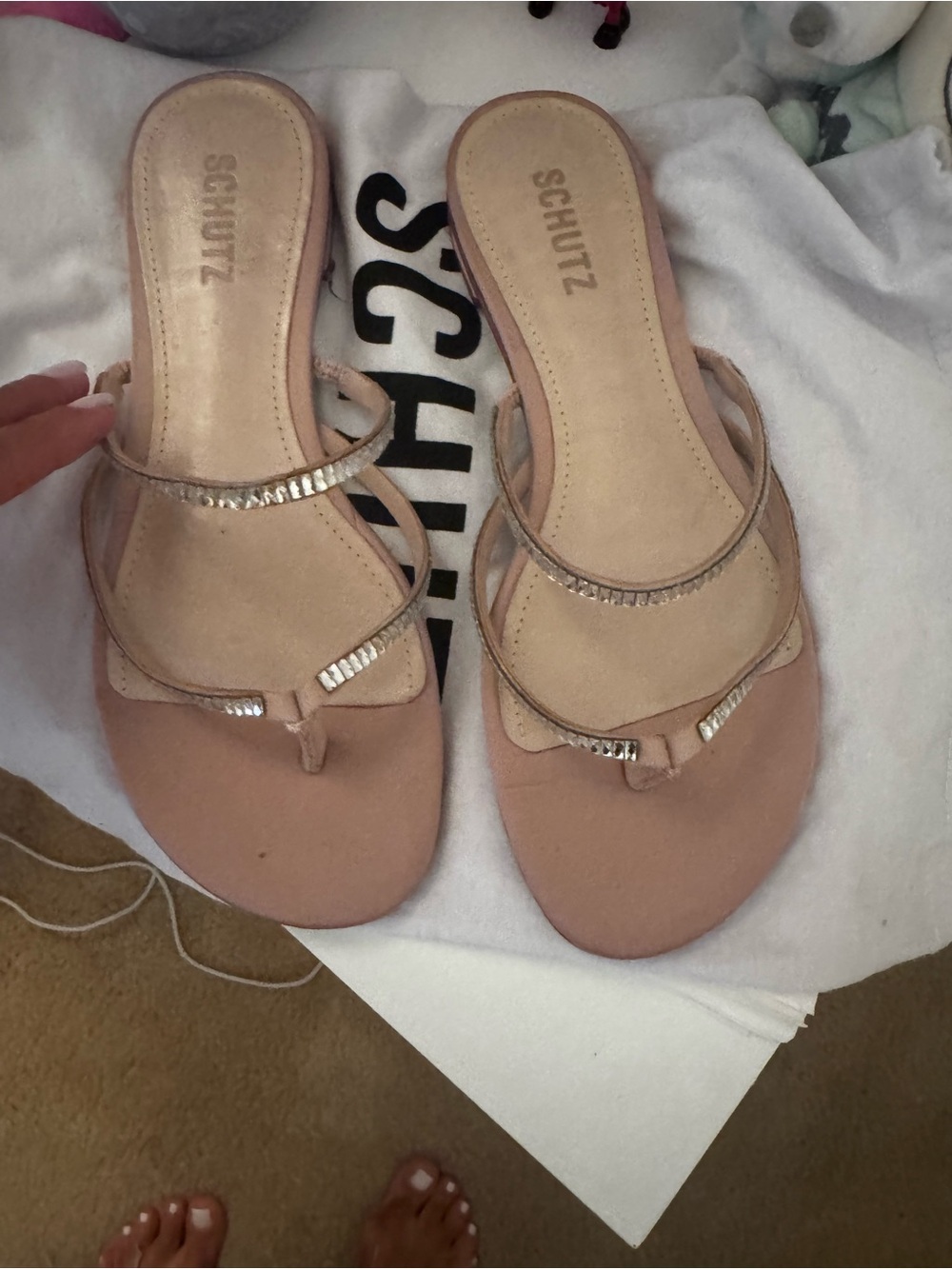 SCHUTZ Nude Pink Strappy Thong Sandals with Metallic Trim